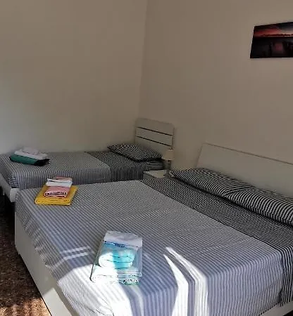 Apartament Residenza Villa Fiorenza Posto Auto E Bici Privati