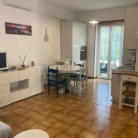 Residenza Villa Fiorenza Posto Auto E Bici Privati